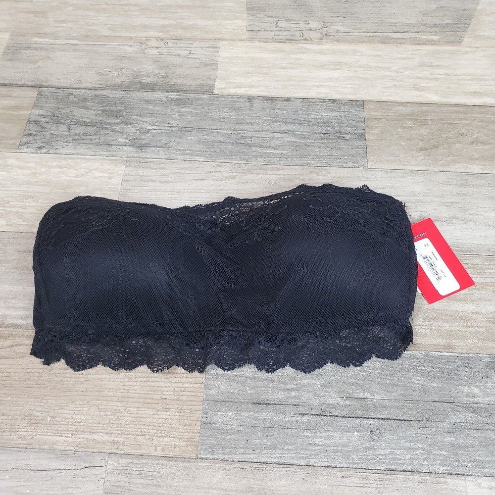 Spanx Undie-tectable Better Bandeau Bra Sz XS Black Womens 30031R Lace‎ NEW